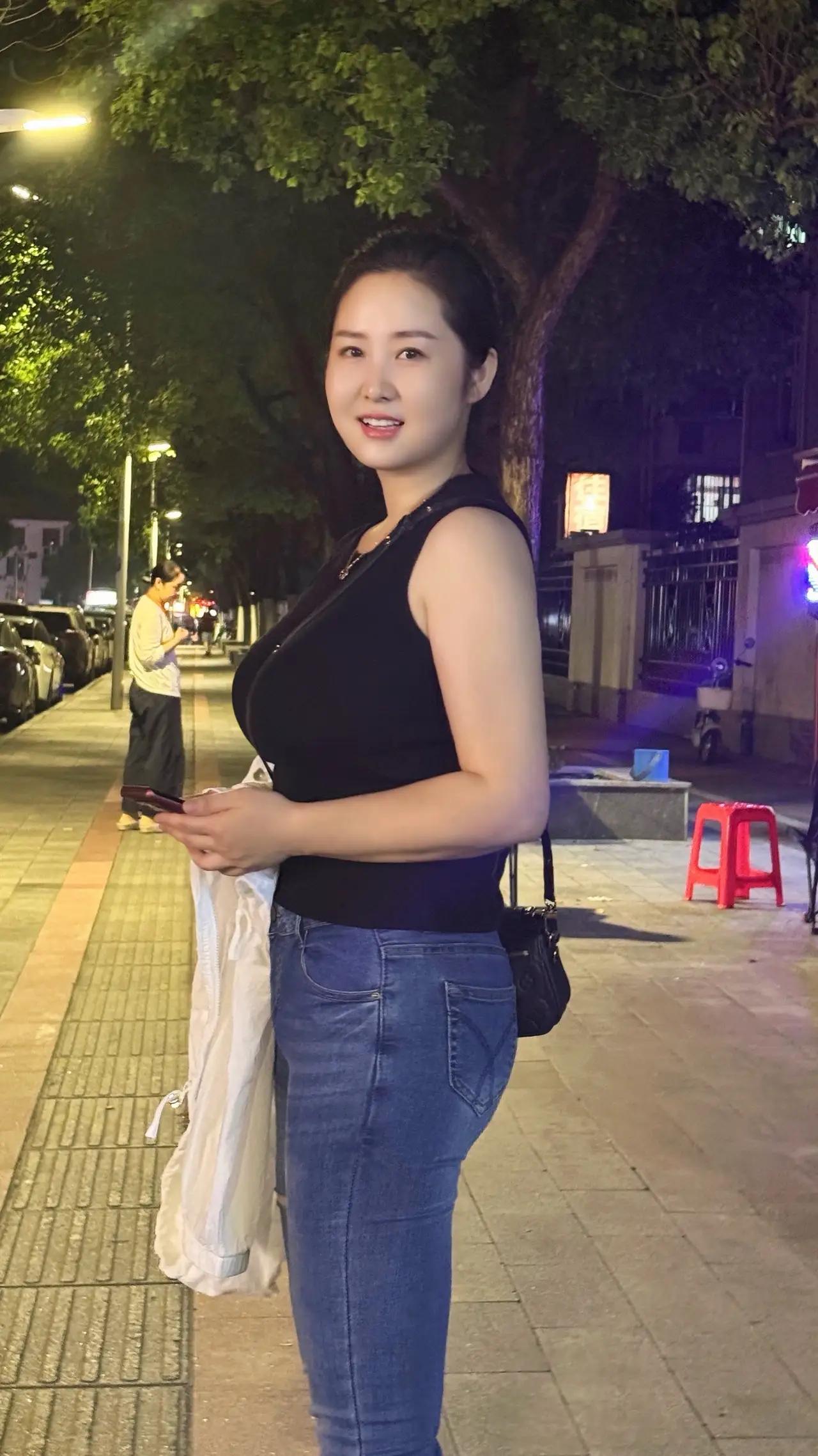 找个二婚不难吧