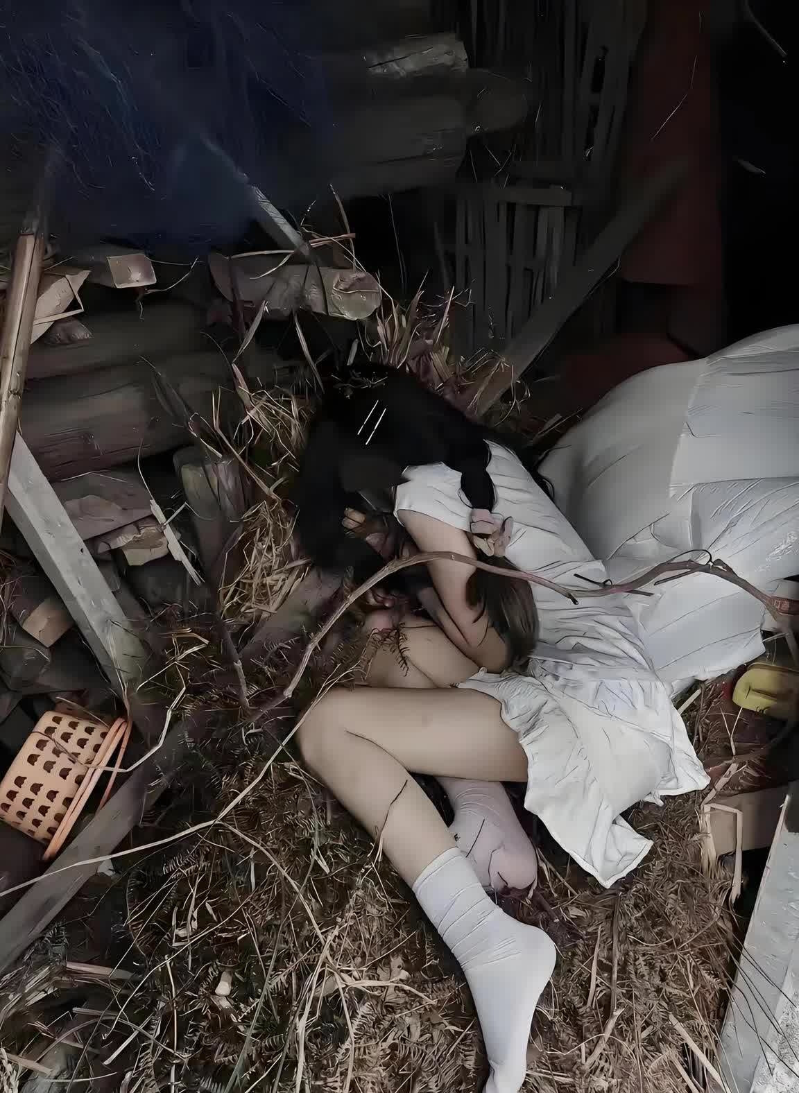 小姐姐真拼，为了红连脏乱差都不怕，佩服！