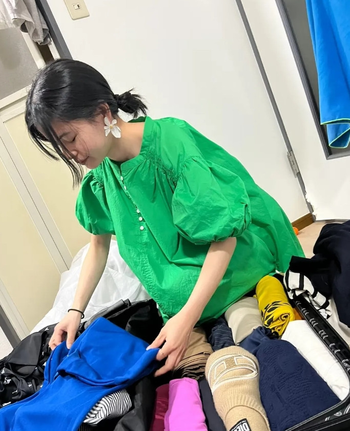 丈母娘因为一时没看好女儿孩子不小心摔破了脸，结果老婆回家大发雷霆直接让丈母娘滚，