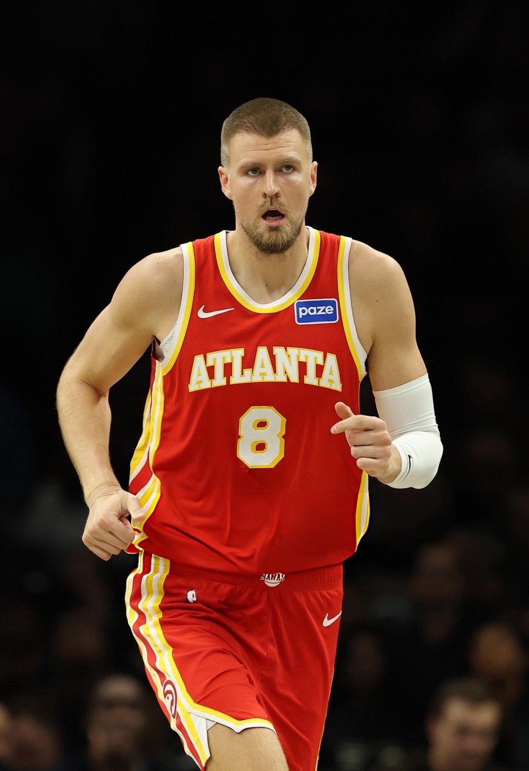 自1月7日以来，波神就一直没有上场比赛，但据安东尼斯莱特透露，勇士队相信克里斯塔