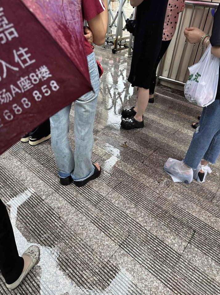 #养老金补发何时到位？#我是一名于2024年3月15日退休的事业单位工作人员，