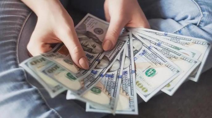 特朗普这下真是结结实实砸了自己的脚！9月10日商务部证实中美正磋商300亿美元对