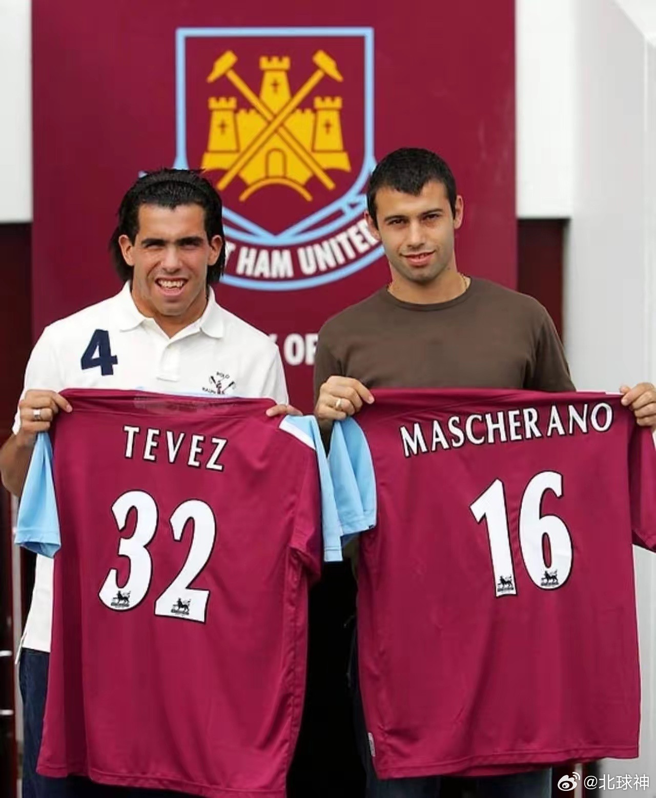 马斯切拉诺回忆西汉姆经历：“当我和特维斯一起加盟西汉姆联时，主教练居然问我们踢什