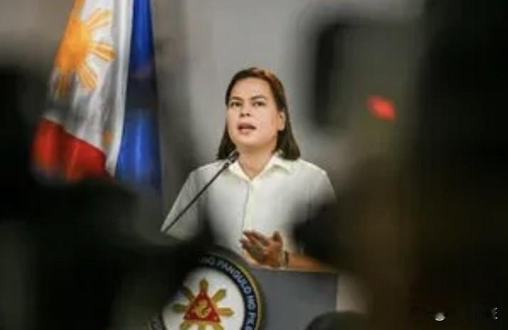 菲律宾这几天，出了咄咄怪事，一位名叫拉米·马德里加在监狱坐牢的人，自称是菲律宾副