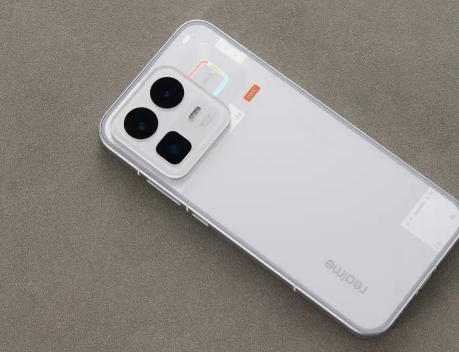 【realme真我Neo8搭载苍穹信号芯片S1】realme 真我Neo8新