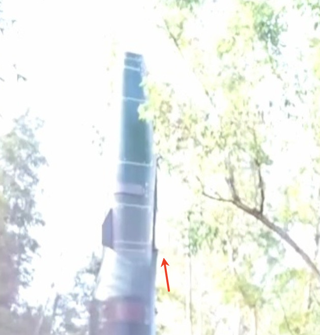 量产版的东风17高超的滑翔体侧面视角