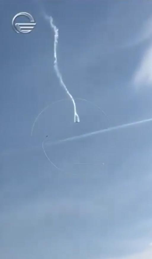 一架土耳其空军C-130军用运输机在土耳其与格鲁吉亚边境附近坠毁。据报道，该飞机