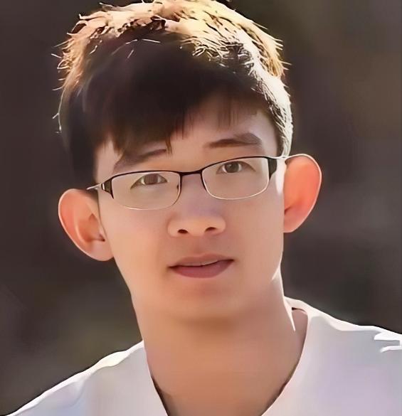 “北大学霸”刘嘉森一语惊人！他说：“我的同学里，父母有钱有势的大有人在，父母是博