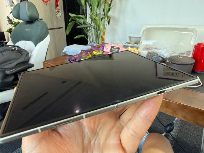 美媒曝iPhoneUltra无折痕失败, 量产表现接近三星
