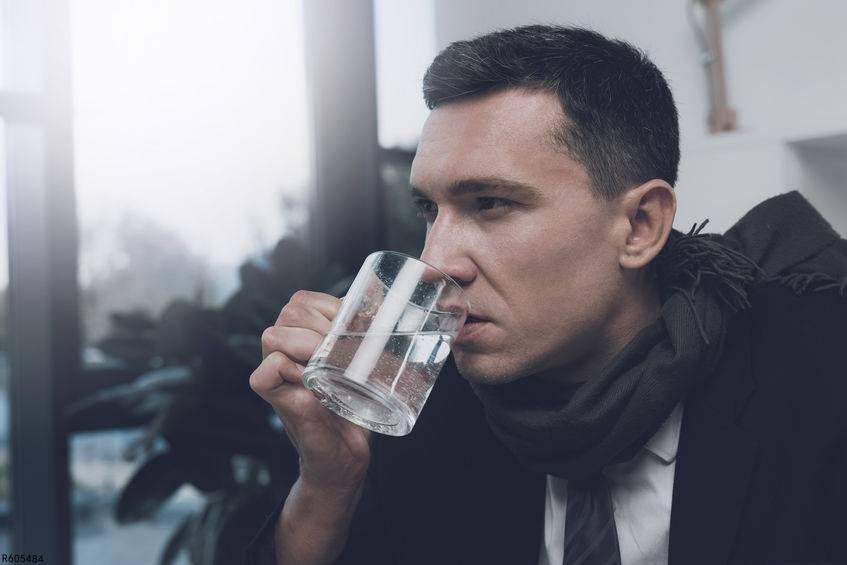 前列腺是男性“生命腺”！想要保护好它，日常做好这4件事是关键很多男性年过四十