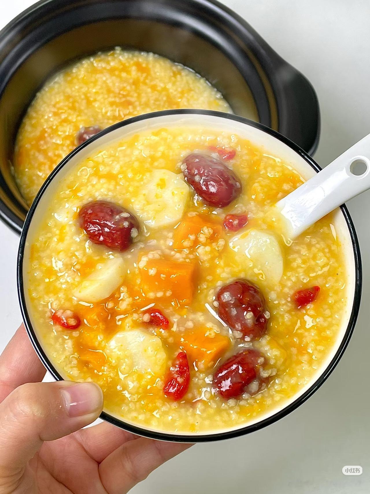 分享养生小窍门，其实不用搞复杂，日常细节做到位就够了！很多人觉得养生要吃贵的补品