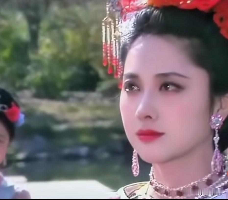 陛下请留步，《西游记》中女儿国国王朱琳演技太到位了，以假乱真了，她的容貌迷倒多少
