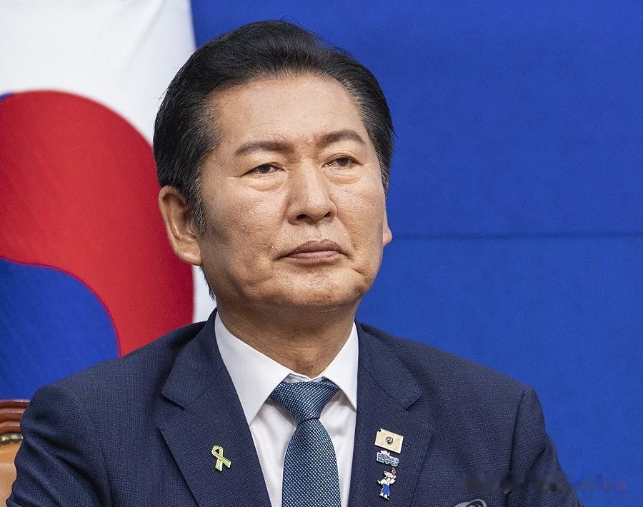 郑清来回击党内对手：刻意渲染分裂论调，反而在加剧阵营割裂7月21日，韩国共同