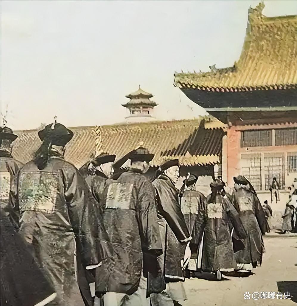 中举后会发生什么？清朝广东58岁讼棍中举，官员从喊杀到送礼你以为中举只是考上一