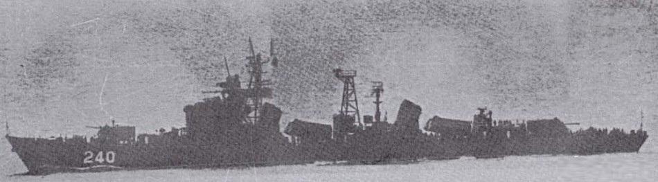 【人民海军永远缺失的舷号——114和160】综合各方面消息，人民海军目前服役