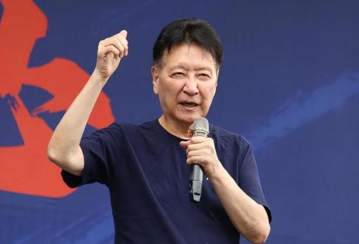 赵少康快快醒悟吧！赵少康在电视上说了句话他说国民党的事自己会处理
