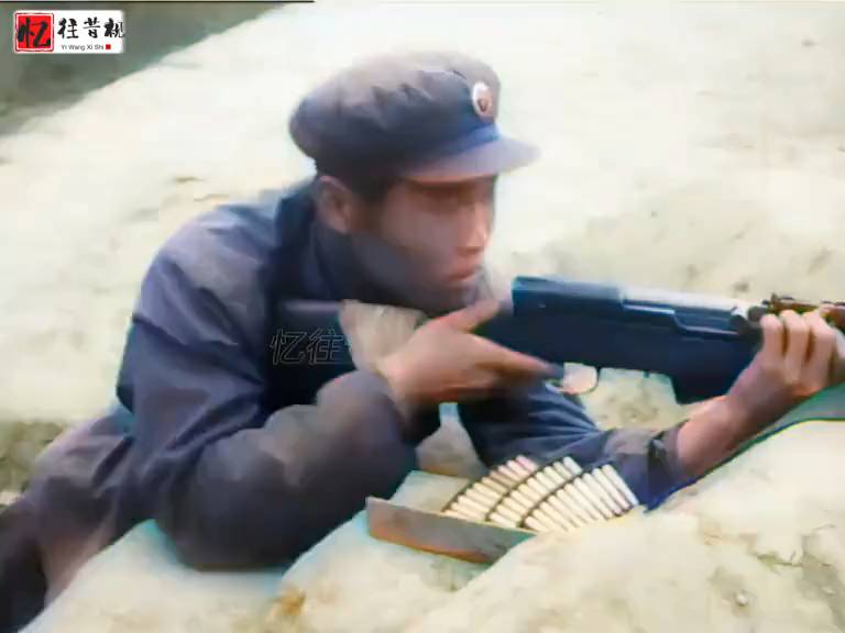 1964年毛主席观看宋世哲射击表演