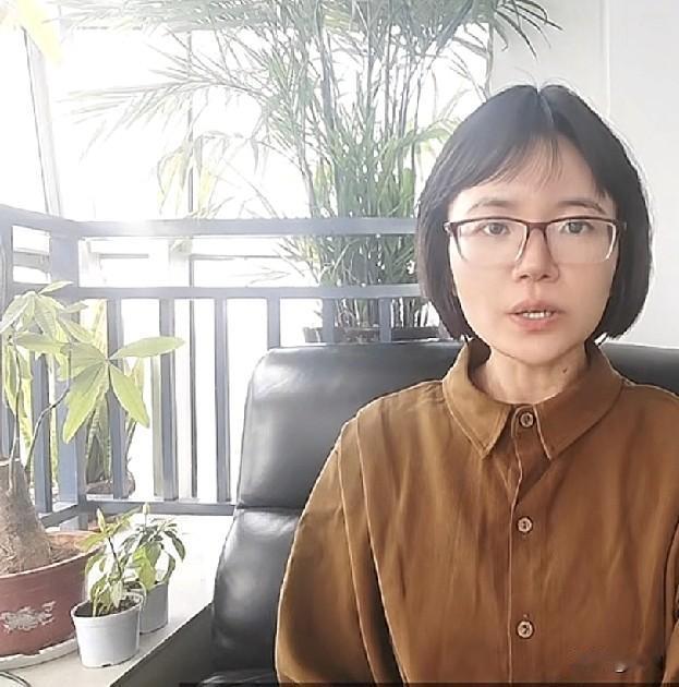 K签证火上热搜，这些问题可不能忽视最近K签证直接引爆了网络，讨论度高得离谱