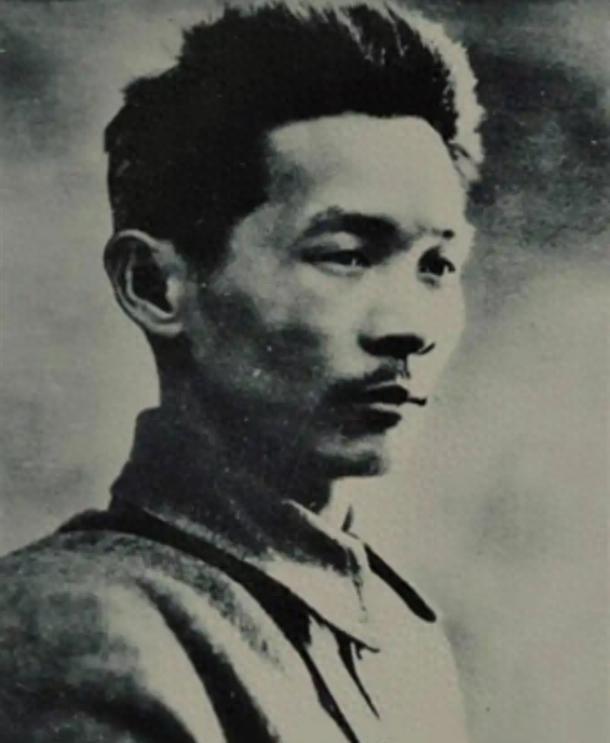 张发奎手下90年代赴美时向刘景容提问：他是否清楚我们实际上是地下党成员？199