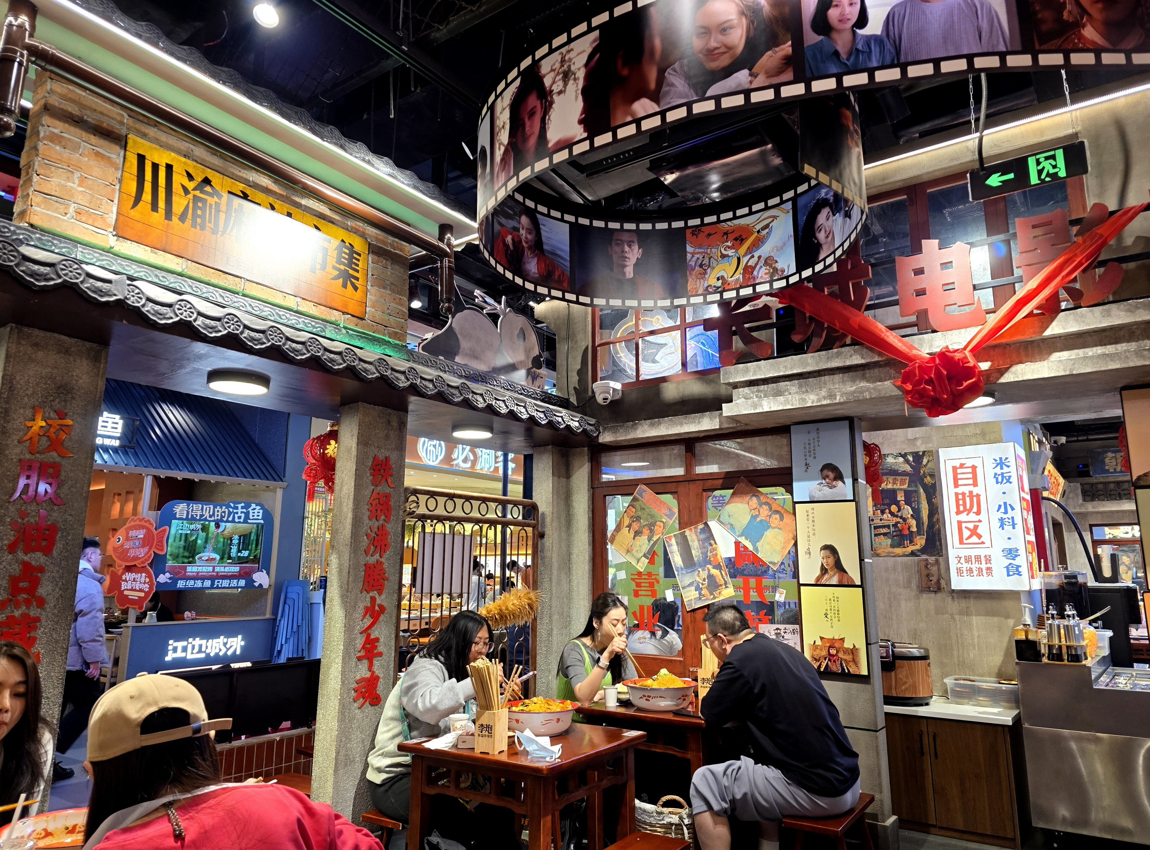 现在带你重新认识一下GalaxyS25Ultra的拍照。之前微博一直不支持H