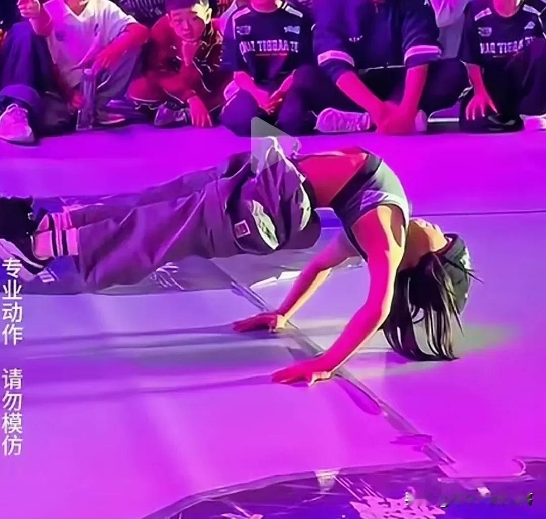 这个动作你可以吗？股市门槛现在很低，几百块钱都可以玩，但是，越是门槛低的行业