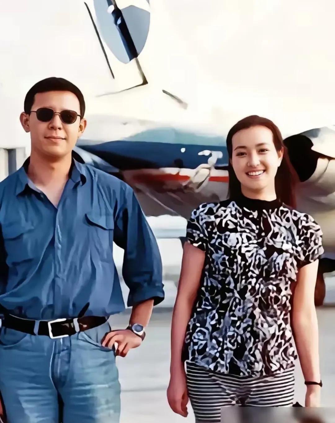 年轻时的刘晓庆真美。不胖却肉感，参加综艺，洗完澡下来没有浓妆时，依然很美。比平时