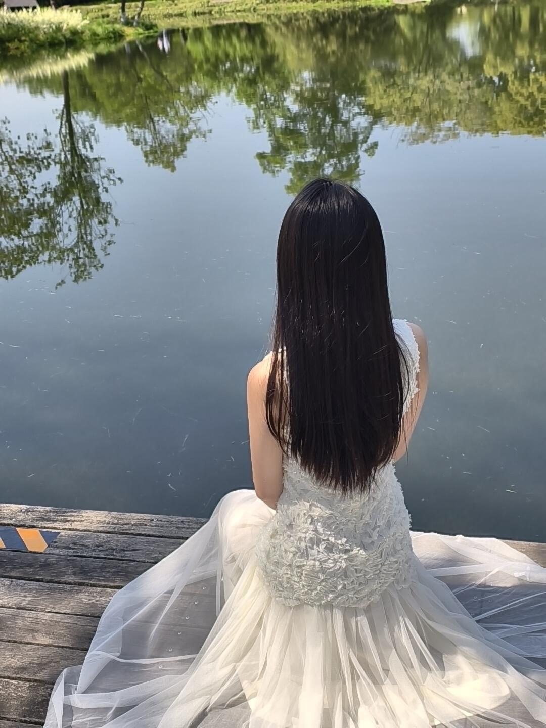 任何人主动给你发微信、发消息，一定要好好回复。不是让你秒回，也不是让你