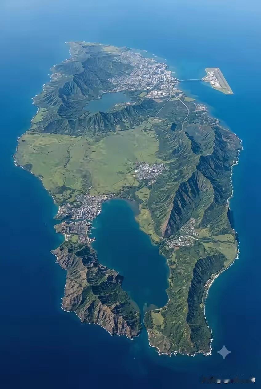 太平洋明珠夏威夷。领土是对强者的奖赏，中华文明的拓展意识，将在新时代中得到彻底迸