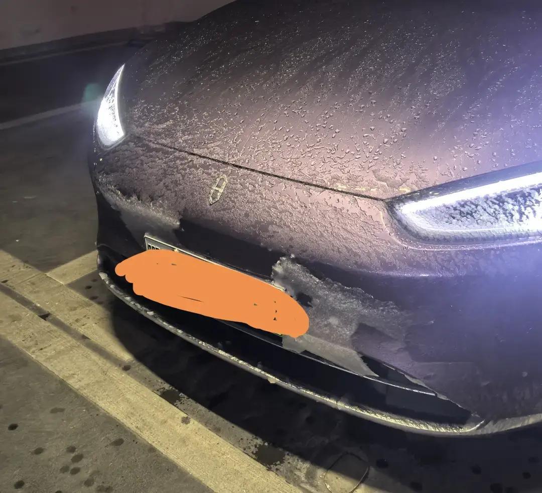 别再吹什么遥遥领先了，襄阳昨天这一场雪，直接让问界M5的智驾原形毕露。我这车刚