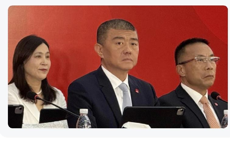 没跑？！辞职了！据悉，万科董事长辛杰辞职！年薪0元、原定明年退休！提前辞职了