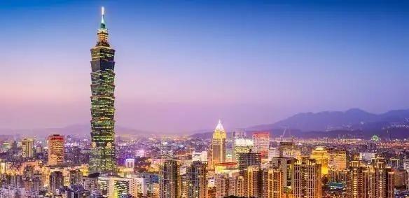 解放台湾很可能会采用解放天津时的策略。也就是说，解放军会先给台湾一个交出权力的最