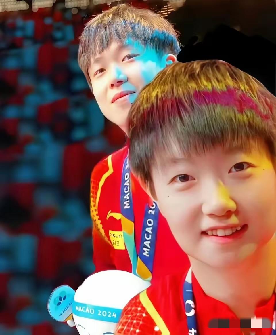 莎头组合喜提外卡！大头一句话圈粉，这才是顶流运动员的格局！WTT香港总决赛