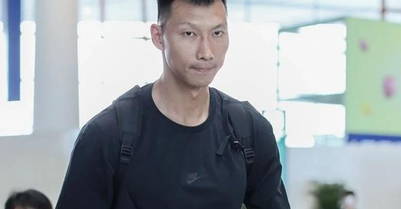 FIBA官方将易建联评为U19世青赛历史50大球员！FIBA官网发文评选出了U1