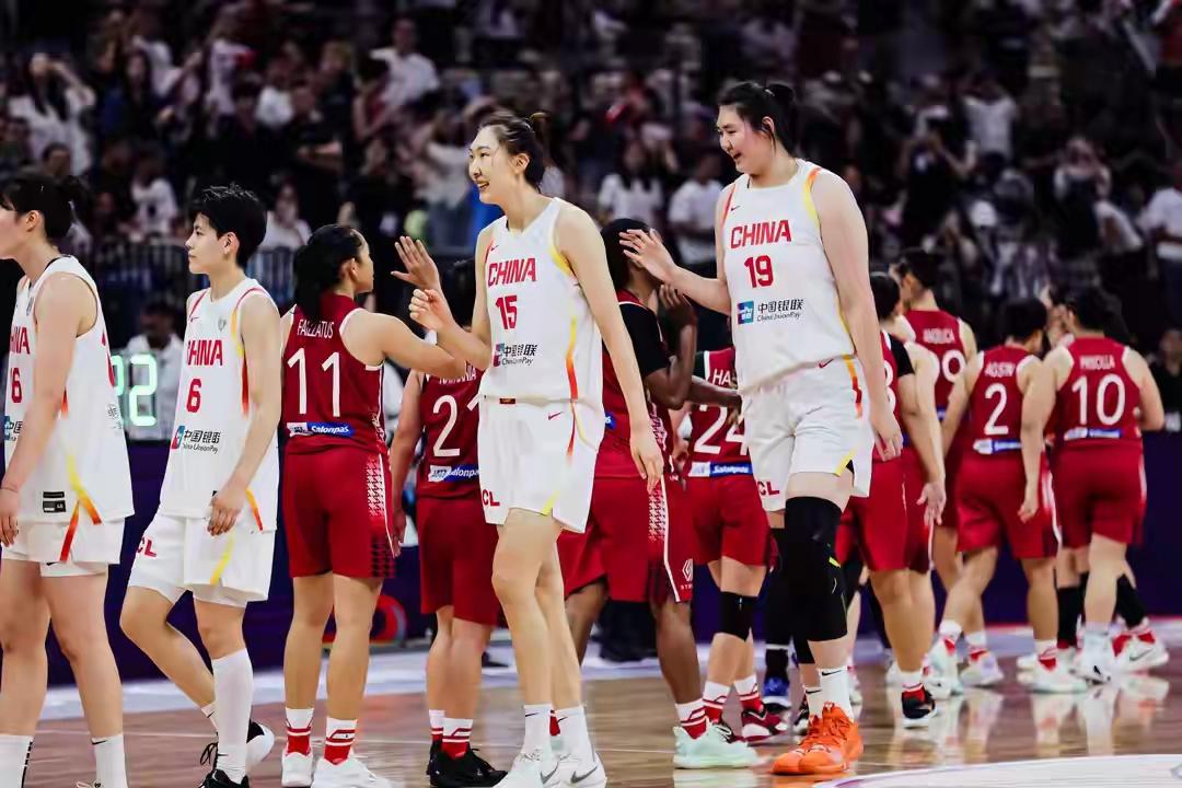 关于张子宇的成长，不知道为什么有那么多人如此苛薄。只是一场国内比赛，张子宇的扣