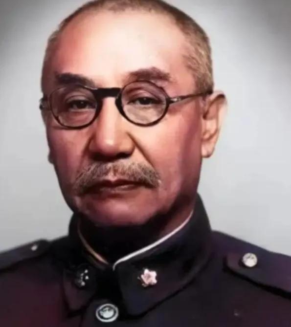 1945年10月，阎锡山下令将侍从秘书李蓼源带去荒郊外活埋，执行命令的师长犹豫了