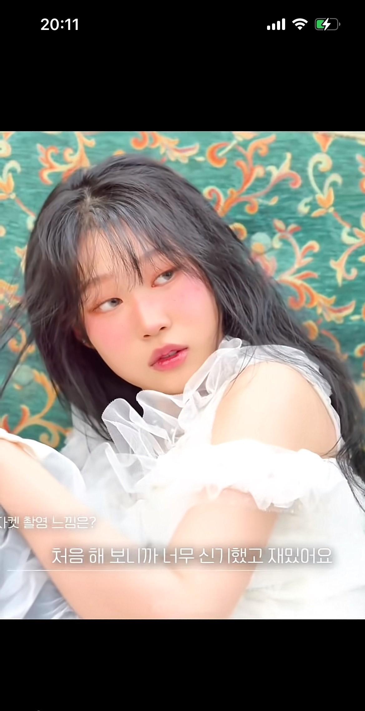 小沈阳的女儿绝对是个奇才，年纪轻轻自己写歌唱歌，而已每一首都能红，也不是靠爸妈，