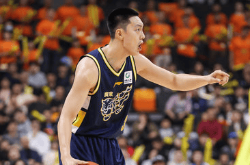 广东磕磕绊绊三连胜, 是新阵容磨合必经的阵痛, 还是球队深层问题的暴露?