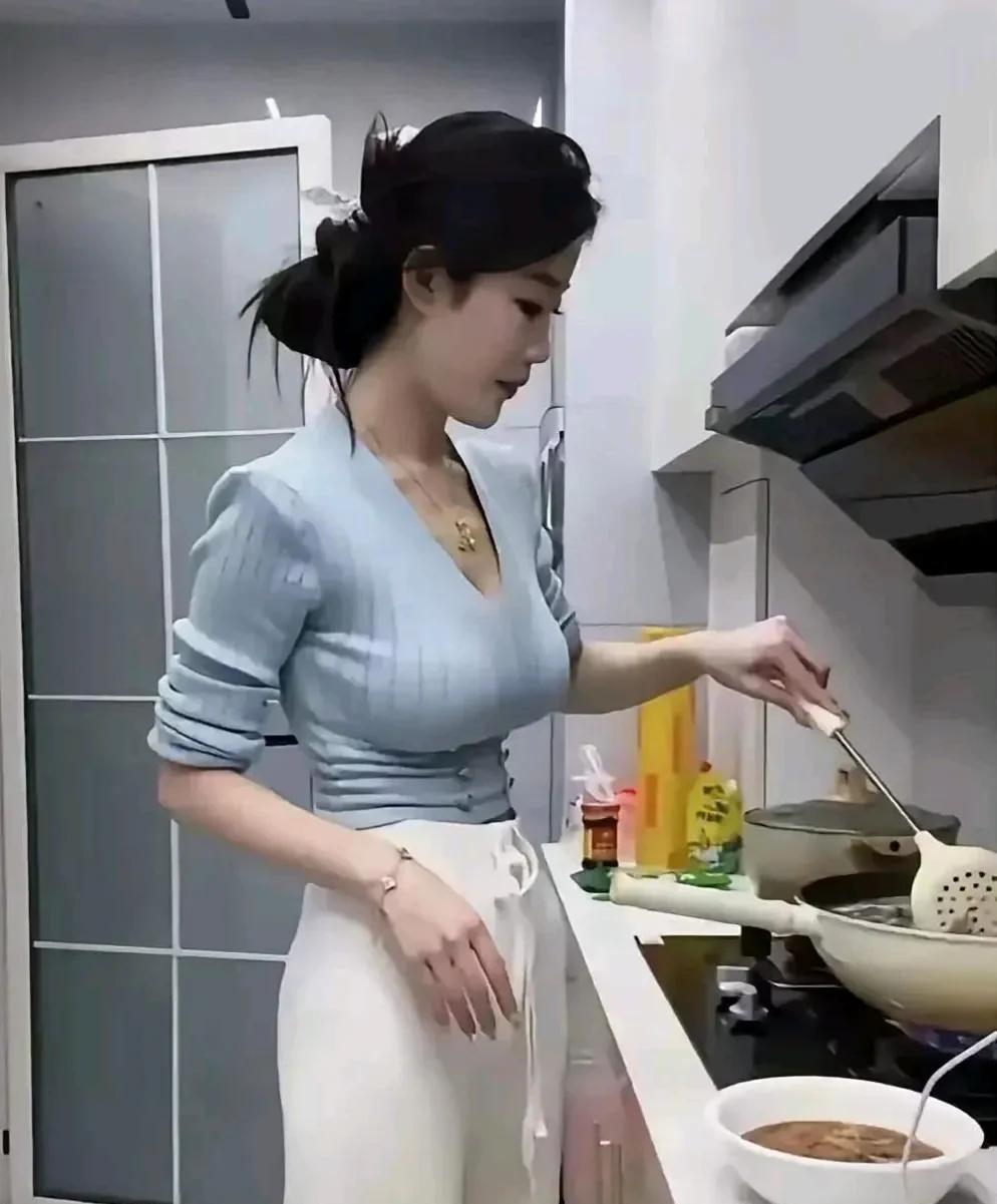 感觉好像又是素菜，想吃肉了！
