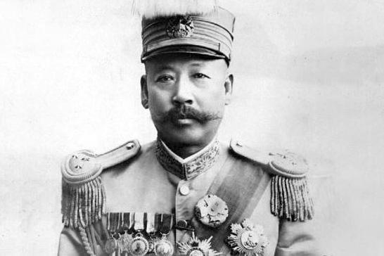 徐永昌《记曹仲珊》中说到曹当选总统这件事，很多人指责他是贿选。在我看来：其实
