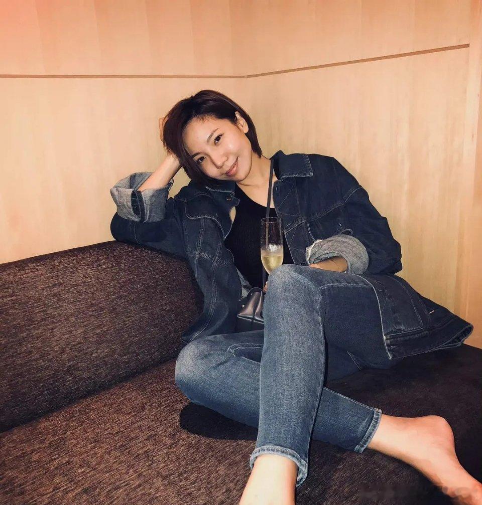 网友扒出很多过往，疑似张婉婷曾经介入高云翔与董璇的婚姻，她和宋宁峰打算离婚时还去