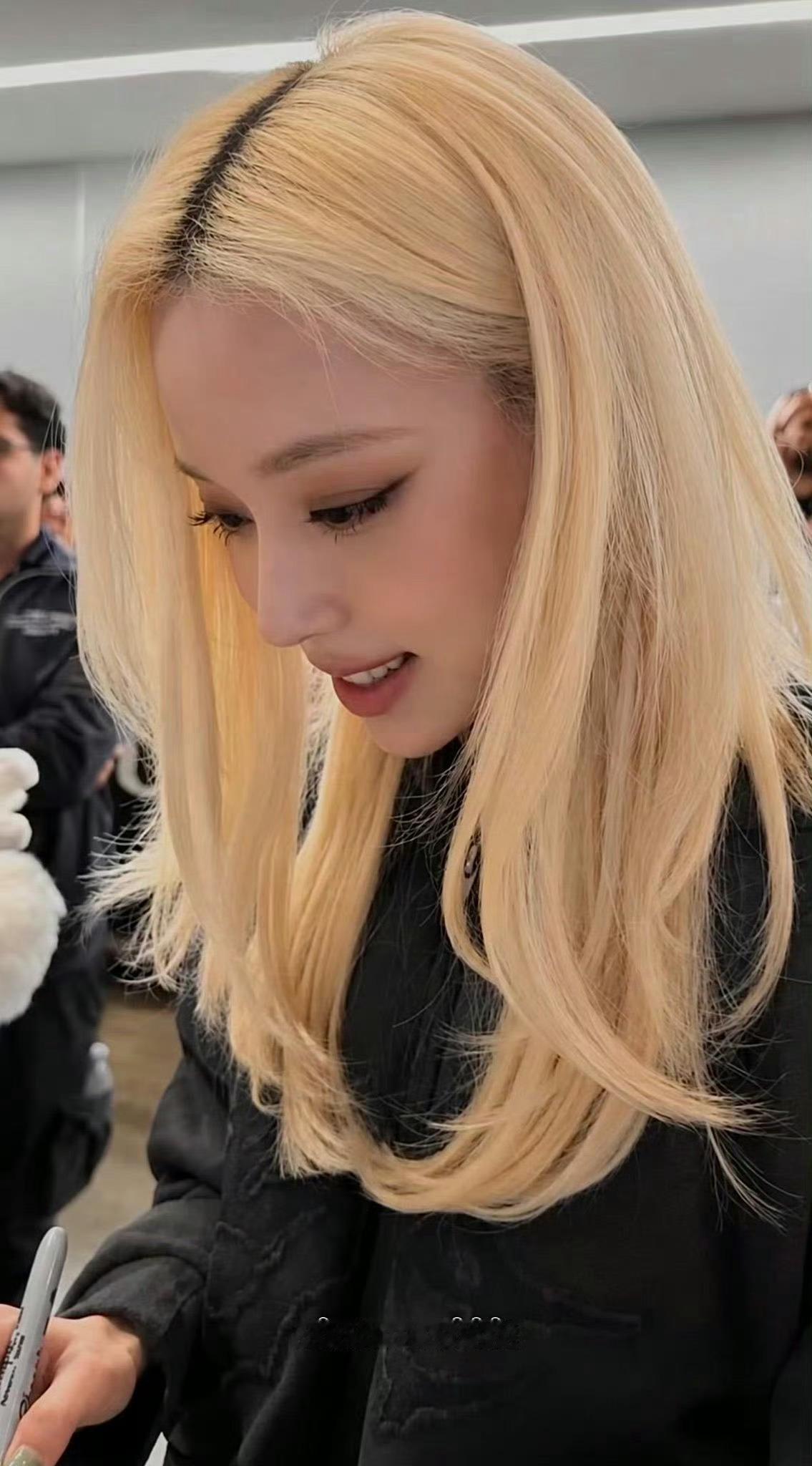 姐姐🥺​​​