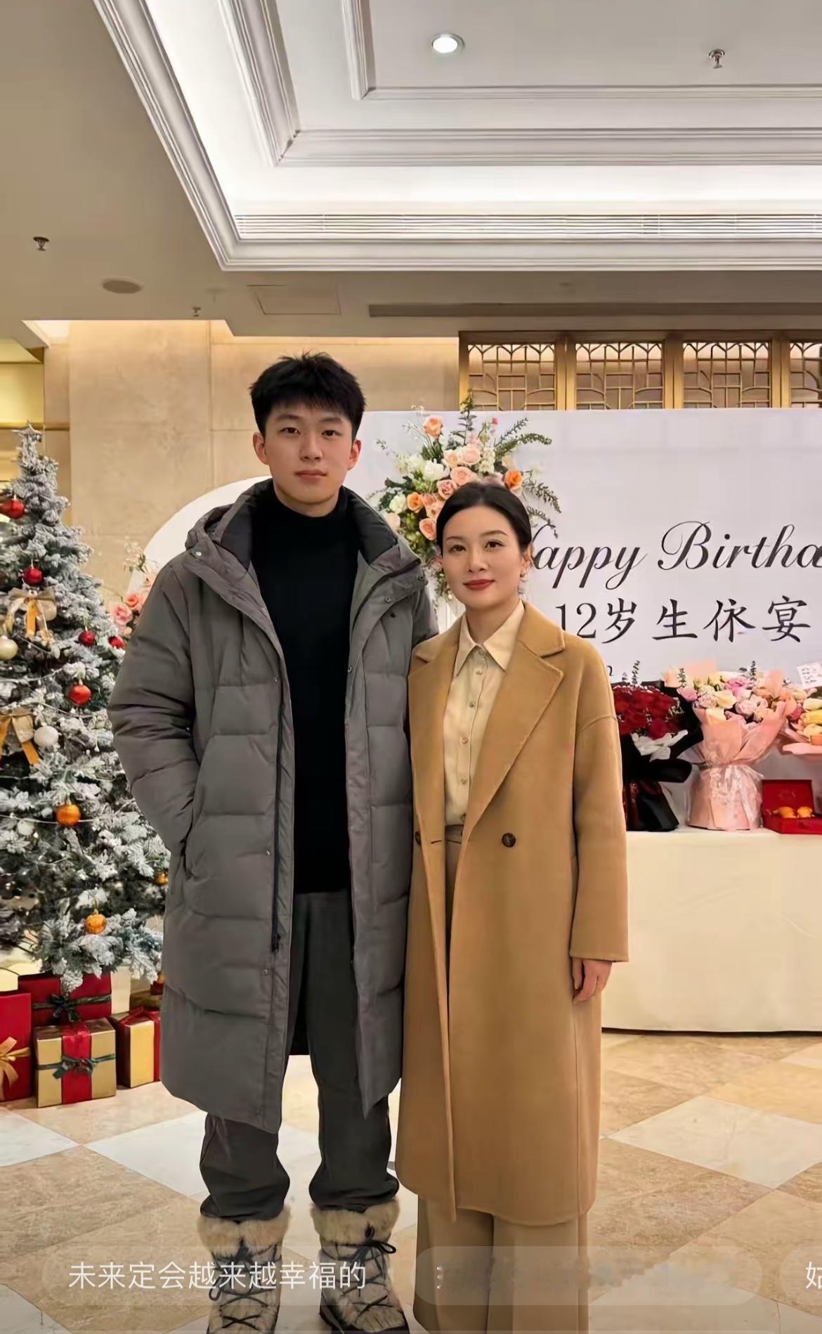 侄子是哥嫂离婚不要的孩子，我这个姑姑把他带大。​182的个子，全科状元的成绩，