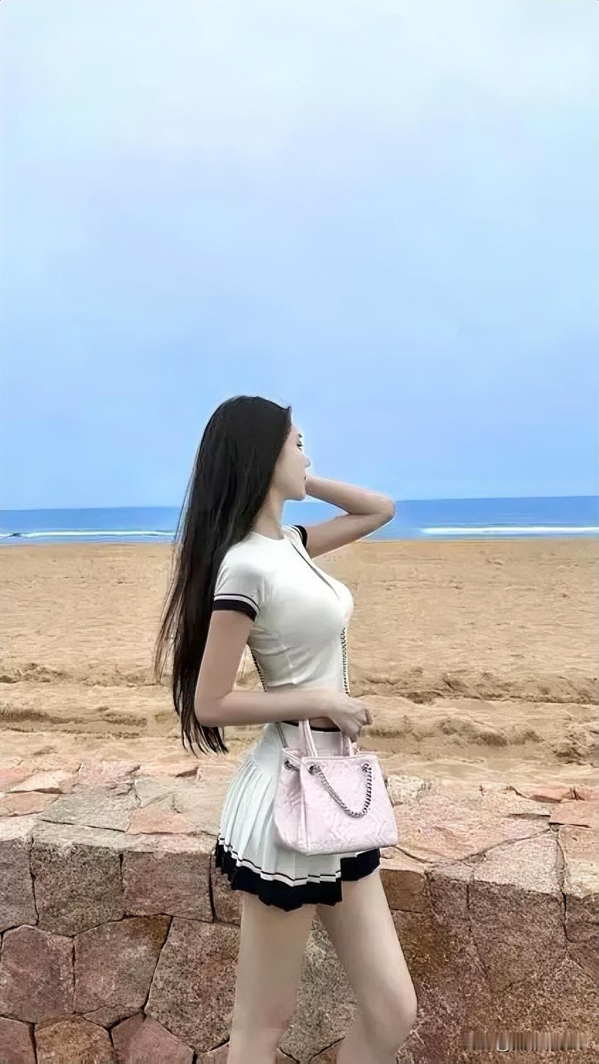 淮南我心爱的小洱海周五下班说走就走，小胡小吴一招呼，我们仨就杀到了淮南。