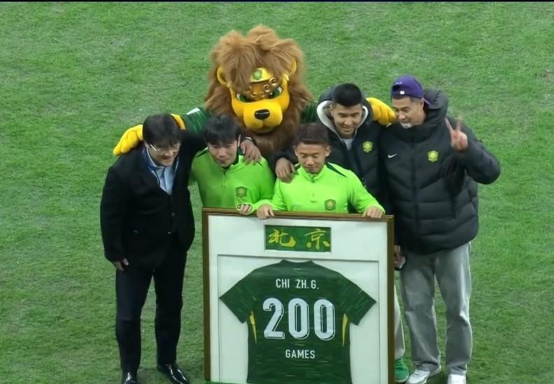 收官战再次失利，池忠国遗憾中迎来国安出赛200场！刚刚结束的北京国安对麦克阿瑟
