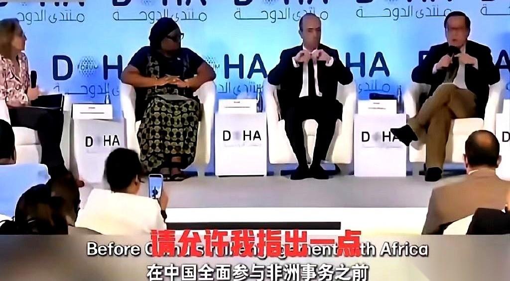 前天刷到一个视频，给我看破防了。一个中国包工头，跑到非洲工友老家，居然在手把手