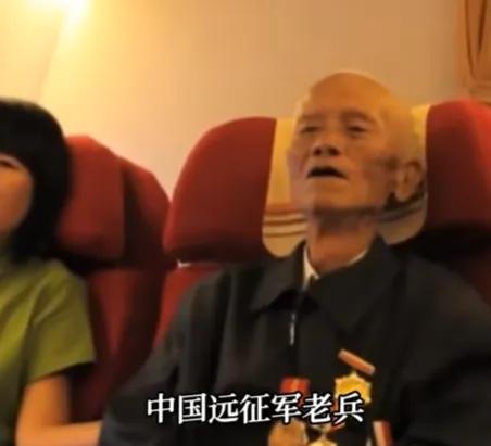 67年来坚决不入缅籍，他说：“我永远不会加入缅籍，因为我是一名中国军人！”19