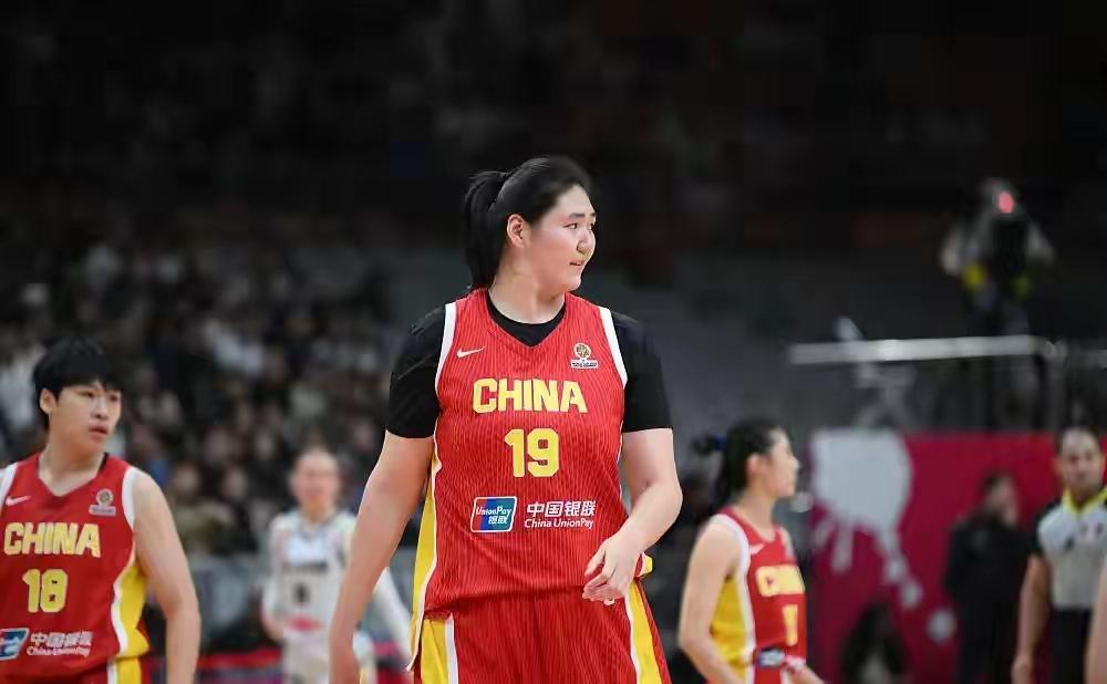 中国女篮其实也不是宫鲁鸣的战术问题，最主要还是对抗差了一些，对于我们中国来说后卫