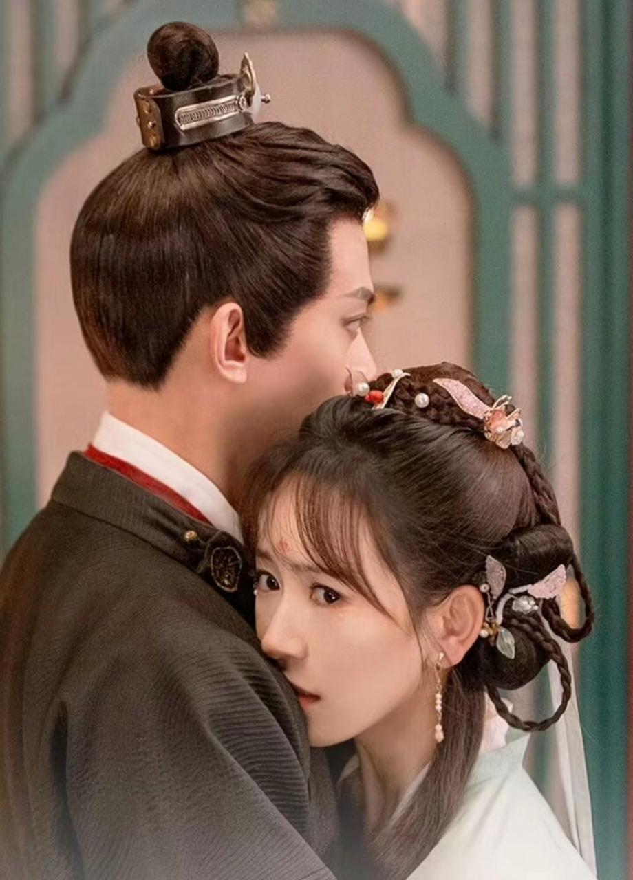 听过一句特别戳破现实的话：“男人去撩已婚女人，无非就是生理刺激。聊天就是为了