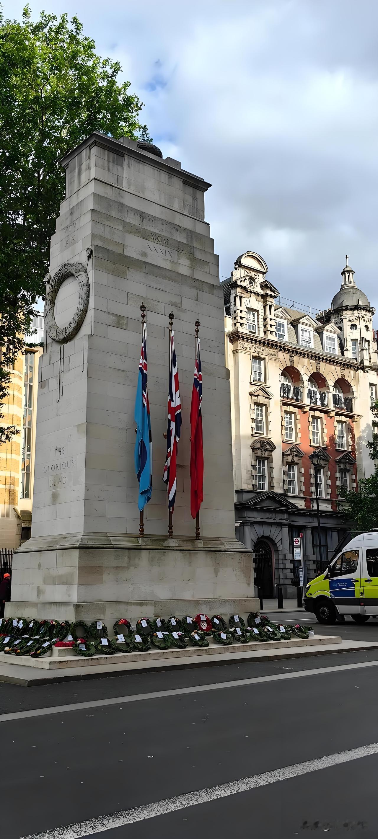 英国首相斯塔默卸任前，对华点了“三把火”!7月20号，英国唐宁街10号，即将迎