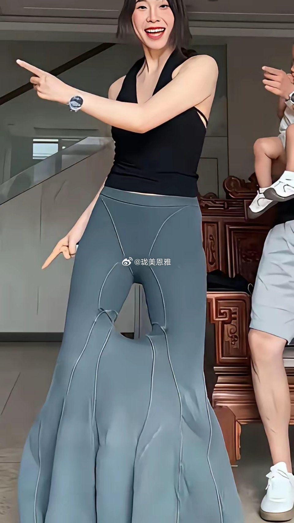 这是裤子还是裙子，看着就麻烦